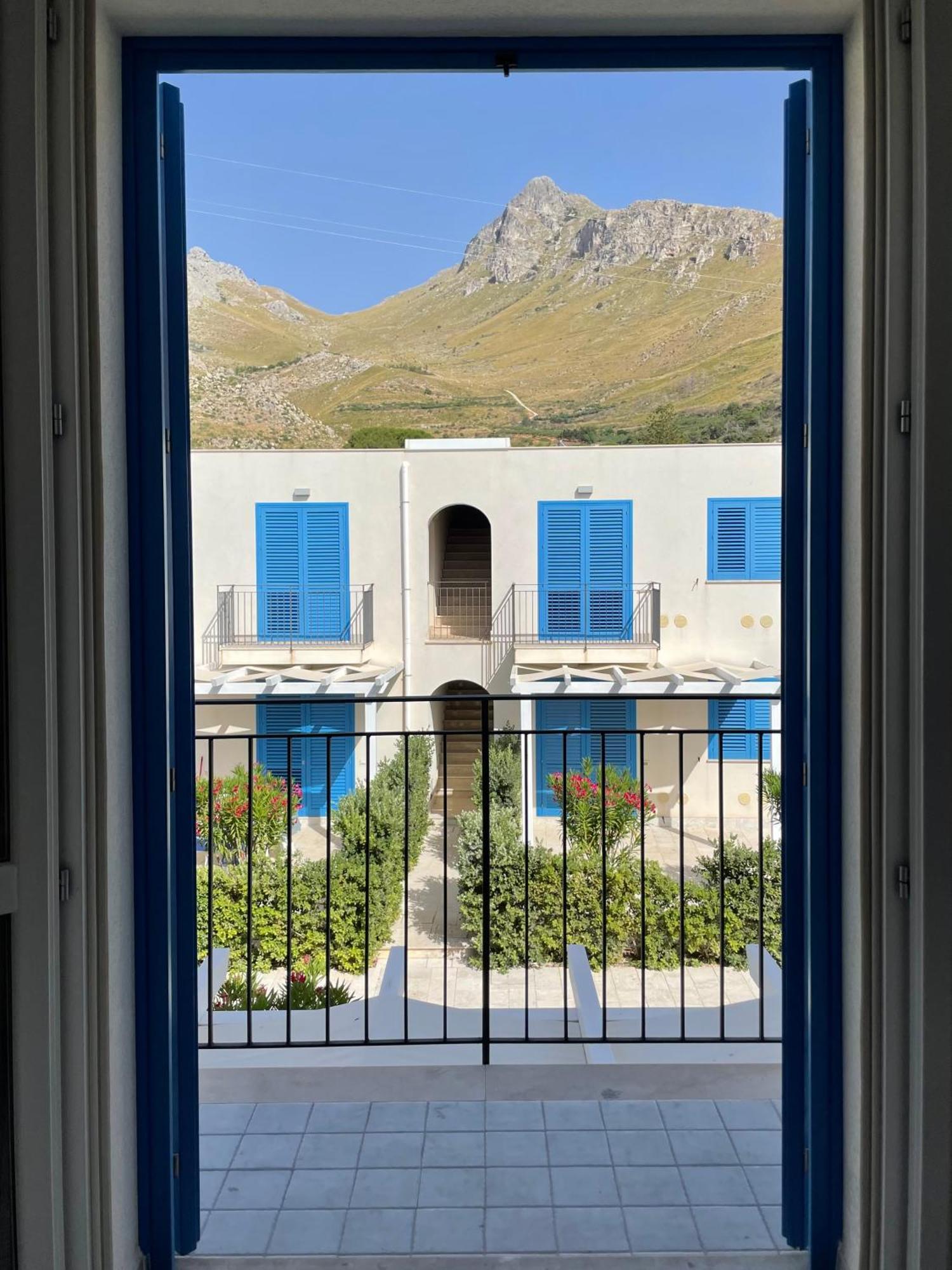 Cala Azzurra Macari Bed And Breakfast And Holidays House ภายนอก รูปภาพ