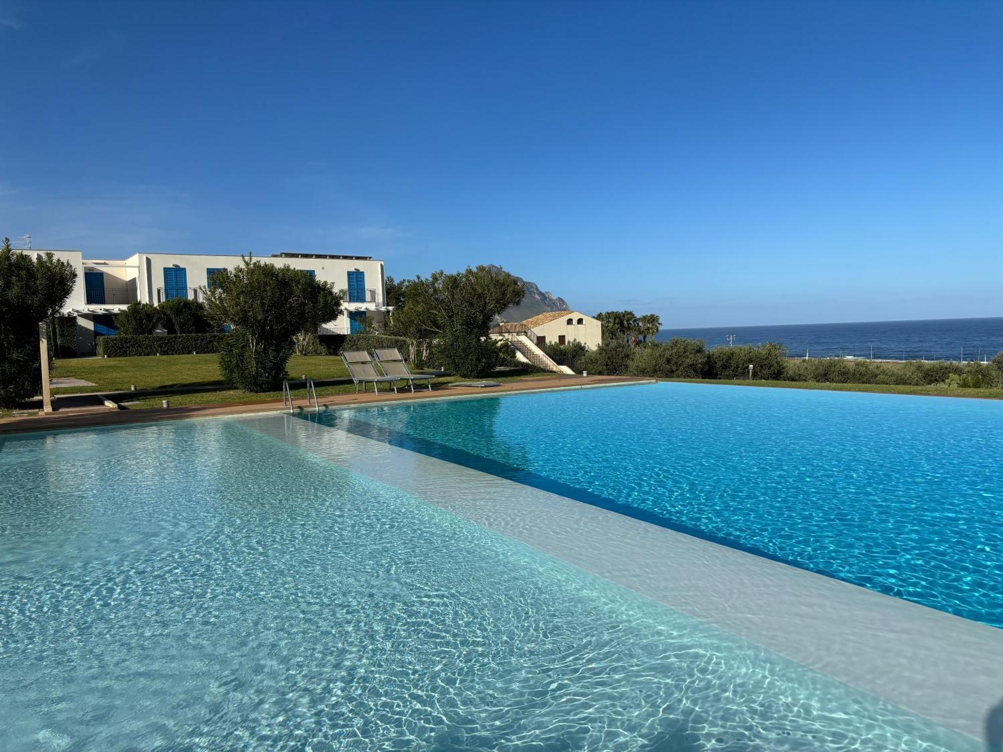 Cala Azzurra Macari Bed And Breakfast And Holidays House ภายนอก รูปภาพ